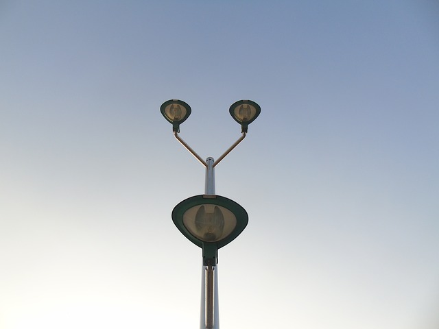 atypická lampa